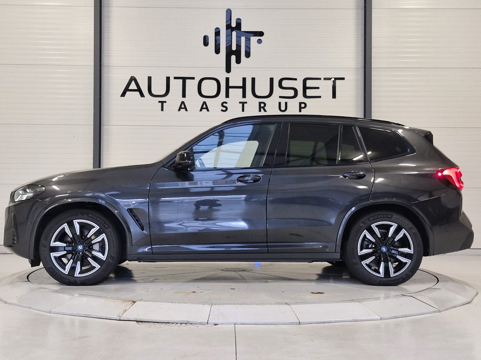 Billede af BMW iX3 Charged M-Sport