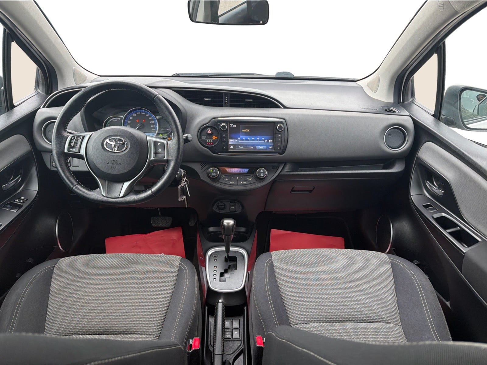 Toyota Yaris Hybrid H2 e-CVT