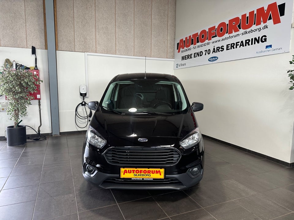 Ford Transit Courier, Billede 2