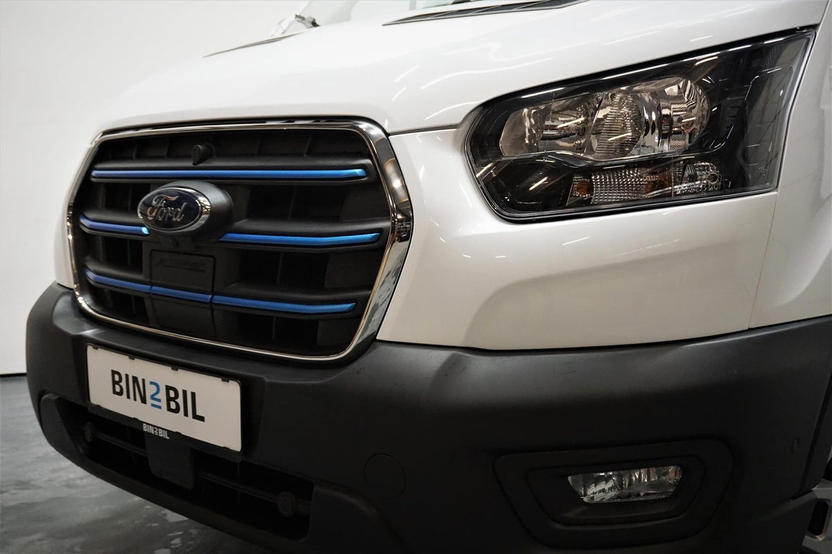 Ford E-Transit 350 L2 Van Trend H2 RWD billede 9