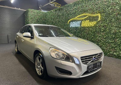 Volvo S60 1,6 T3 150 Kinetic 4d