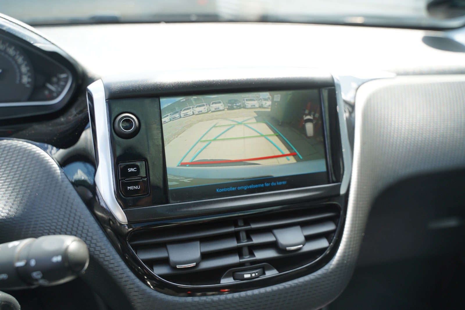 Billede af Peugeot 208 1,6 BlueHDi 100 Allure Sky