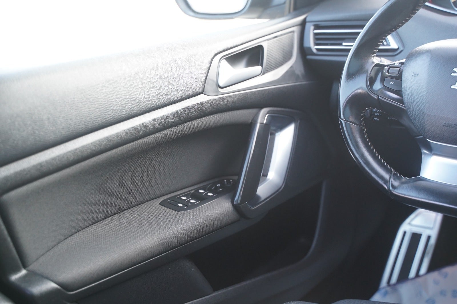 Billede af Peugeot 308 1,5 BlueHDi 130 Prestige Sky