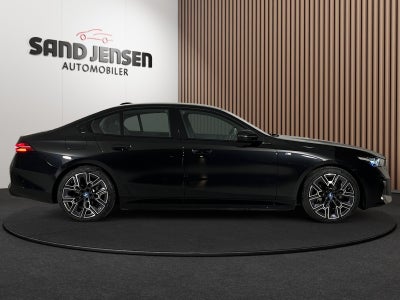 BMW i5 eDrive40 Fully Charged