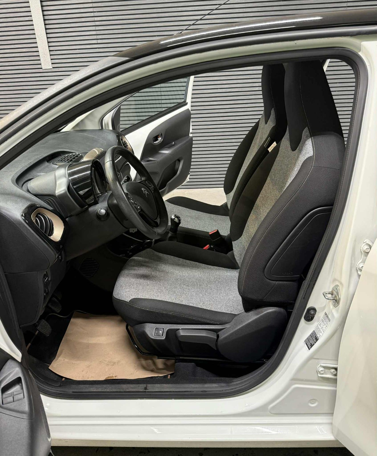 Billede af Citroën C1 1,0 VTi Street