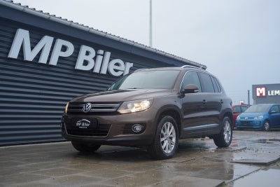 VW Tiguan 1,4 TSi 160 Sport & Style BMT Benzin modelår 2013 km 204000 Brun træk klimaanlæg ABS airba