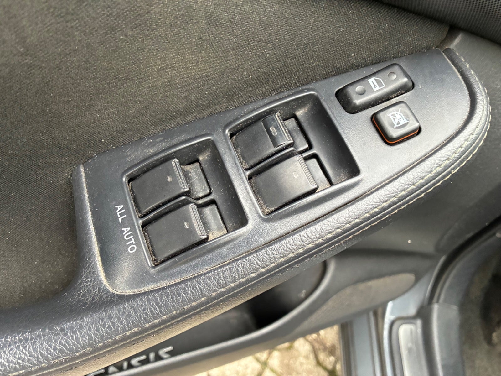 Billede af Toyota Avensis 1,8 VVT-i Sol stc.