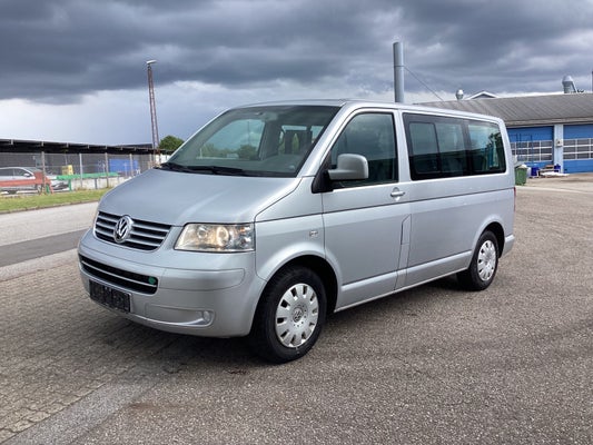 VW Caravelle TDi 130 Comfortline Van
