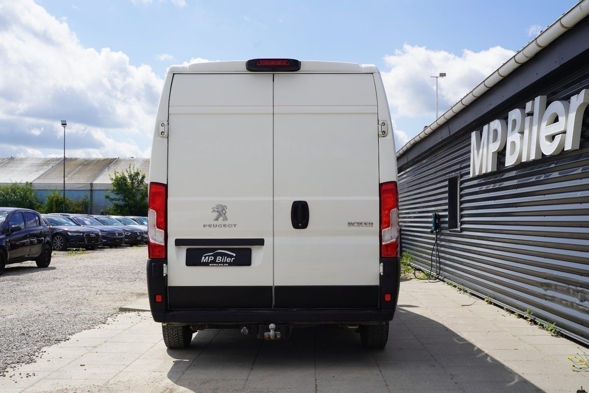 Billede af Peugeot Boxer 333 2,0 BlueHDi 130 L3H2 Premium+