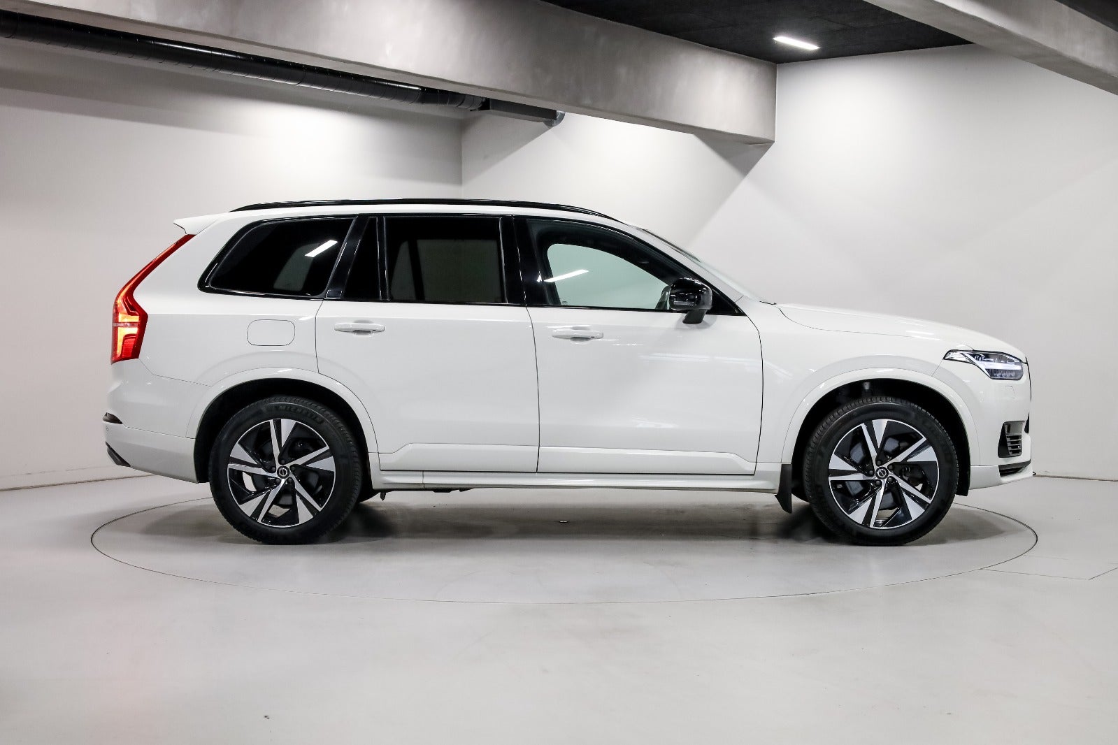 Volvo XC90 2,0 T8 ReCharge R-Design aut. AWD 7prs