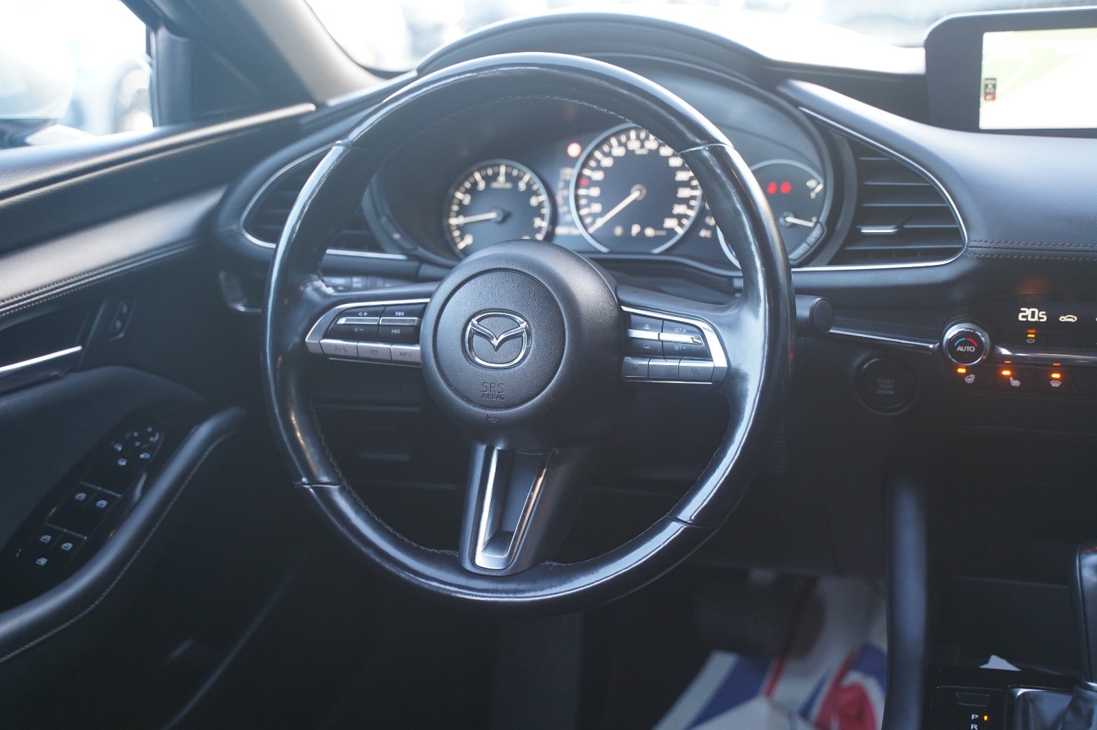 Billede af Mazda 3 2,0 e-SkyActiv-G 150 Cosmo aut.