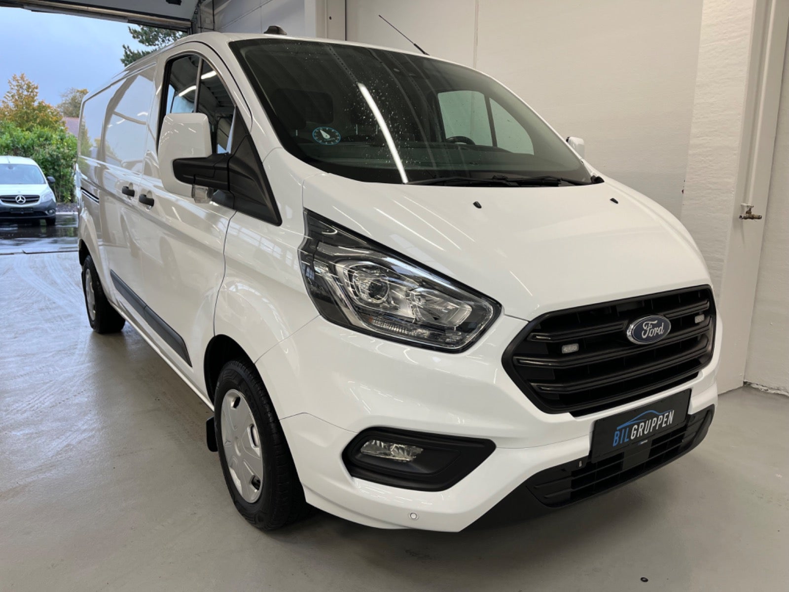 Billede af Ford Transit Custom 300L 2,0 TDCi 130 Trend