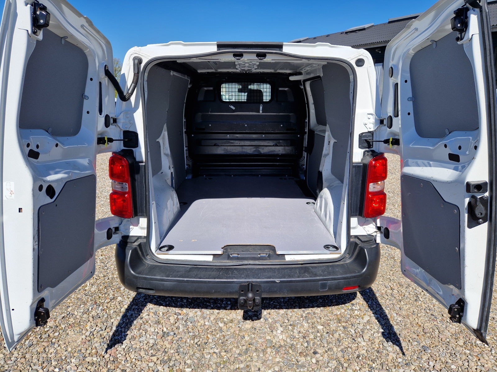 Billede af Peugeot Expert 1,6 BlueHDi 115 L2 Plus Van