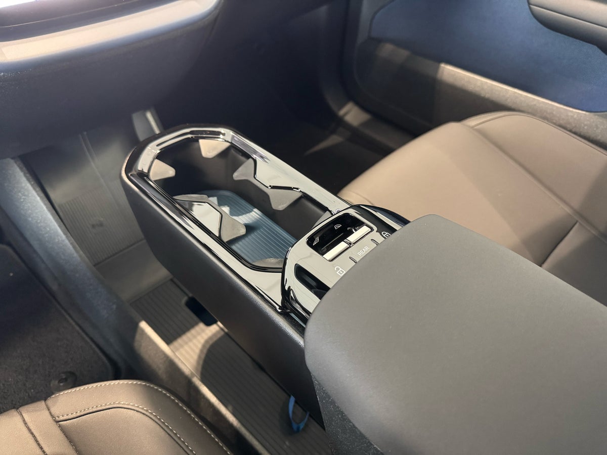 Volvo EX30 Extended Range Plus billede 20