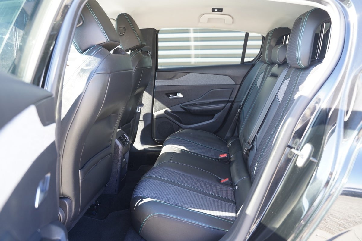 Billede af Peugeot 308 1,6 Hybrid Allure Pack EAT8