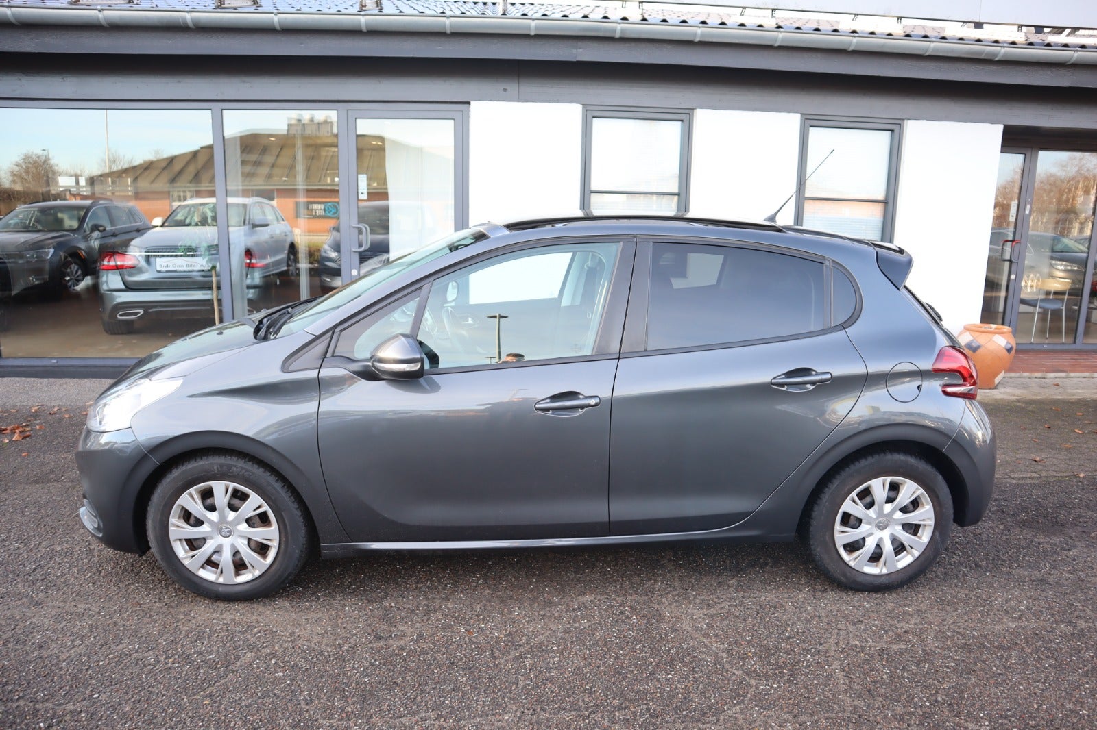 Billede af Peugeot 208 1,6 BlueHDi 100 Allure