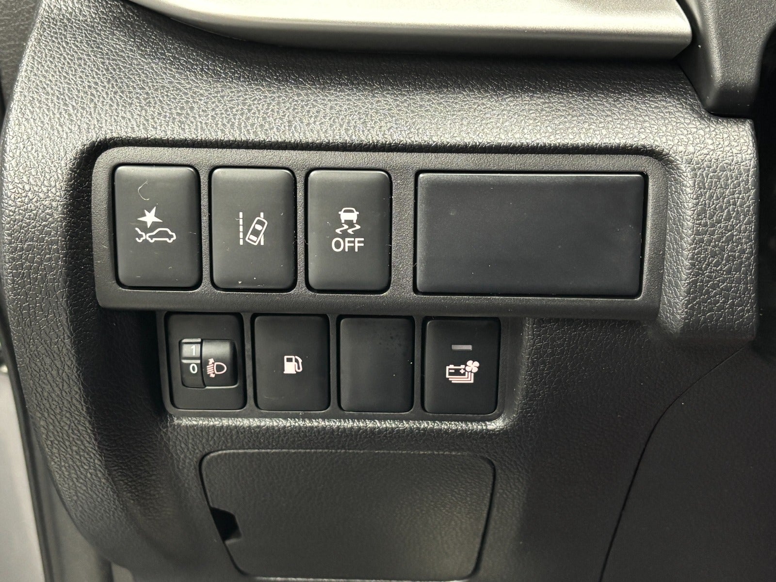 Billede af Mitsubishi Eclipse Cross 2,4 PHEV Sport Tech CVT 4WD