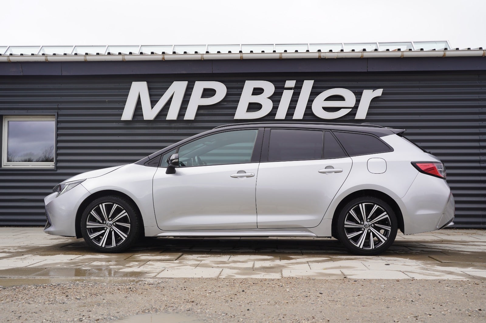Billede af Toyota Corolla 1,8 Hybrid Active Premium Touring Sports MDS