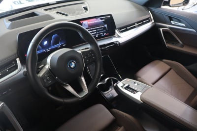 BMW iX1 xDrive30 X-Line