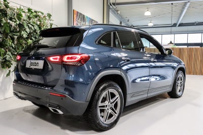 Mercedes GLA250 e
