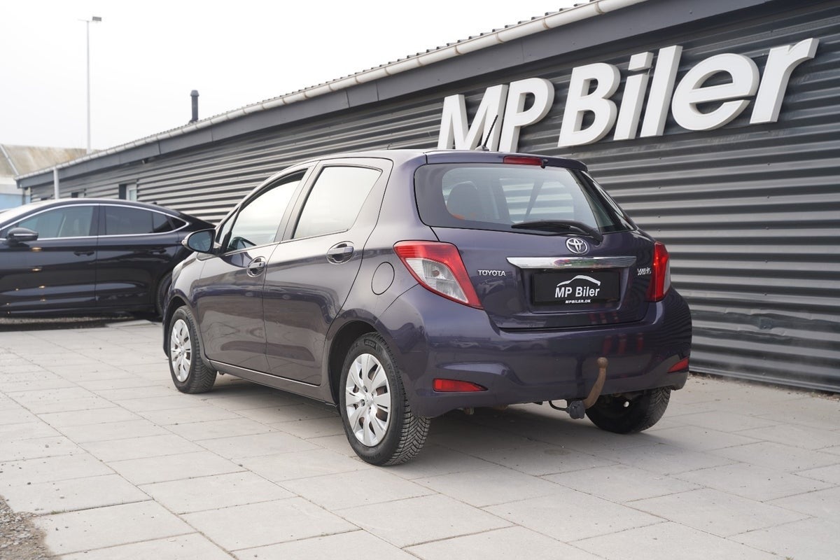 Billede af Toyota Yaris 1,3 VVT-i T2