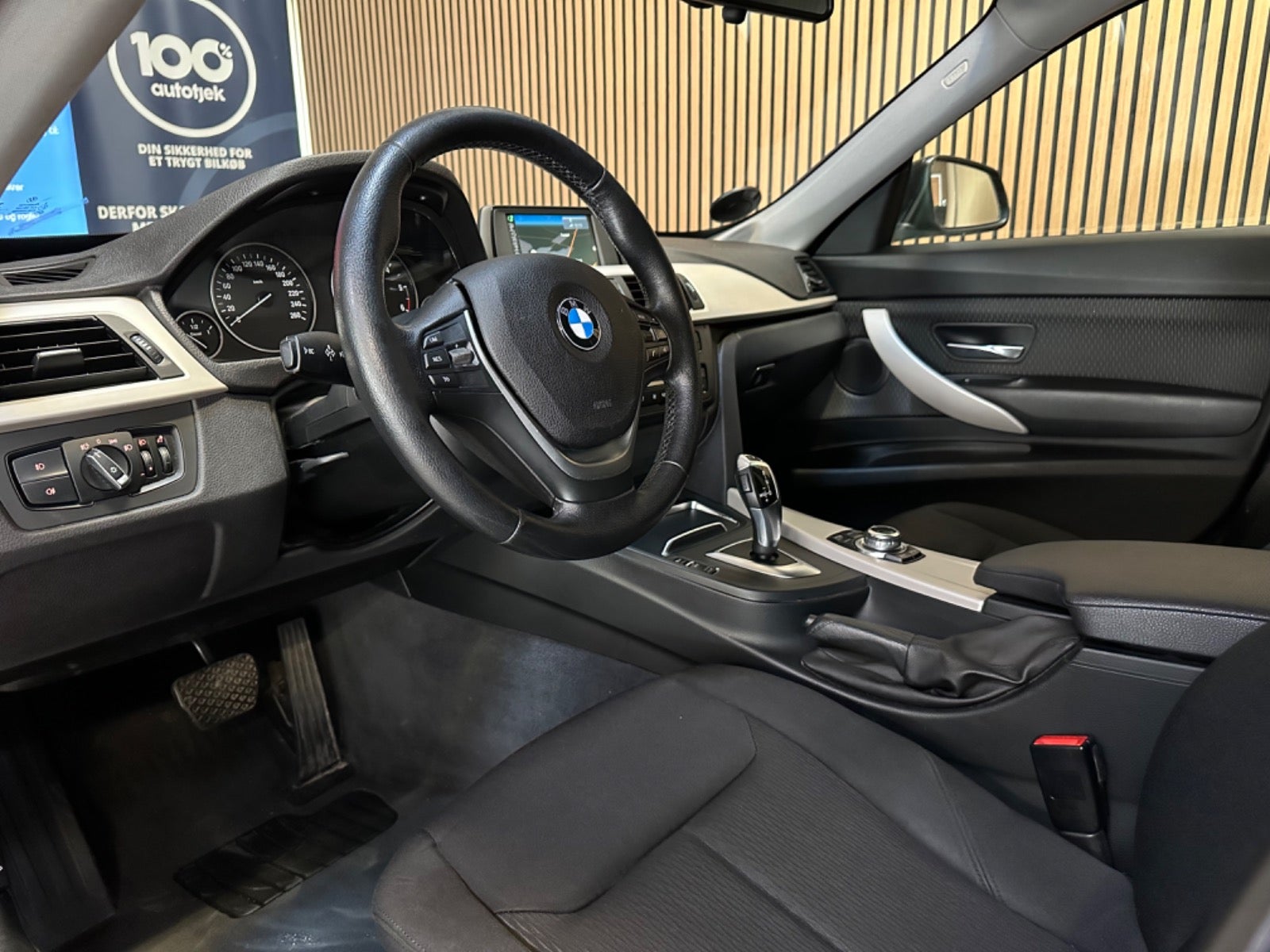 BMW 320d 2016