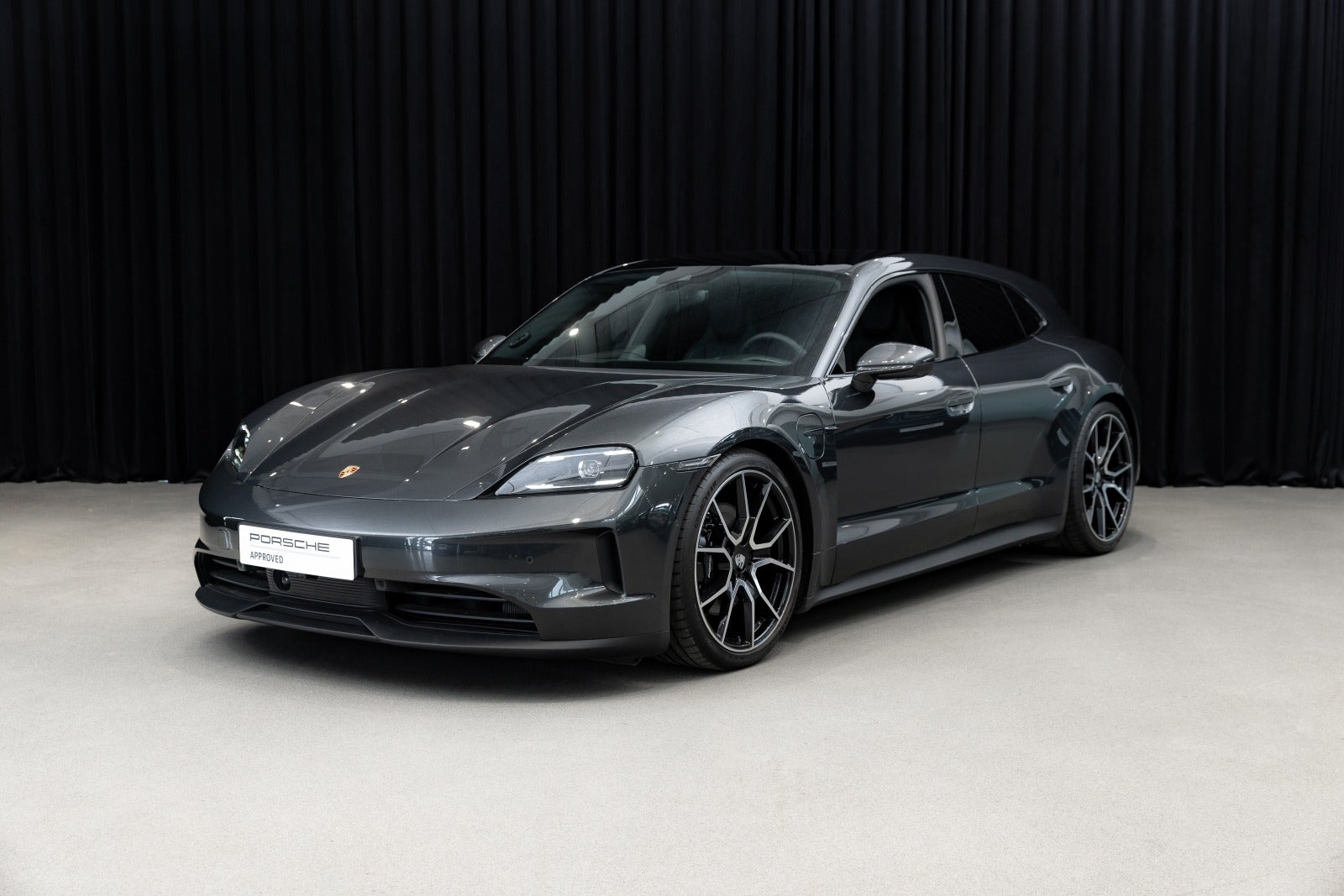 Porsche Taycan 4S