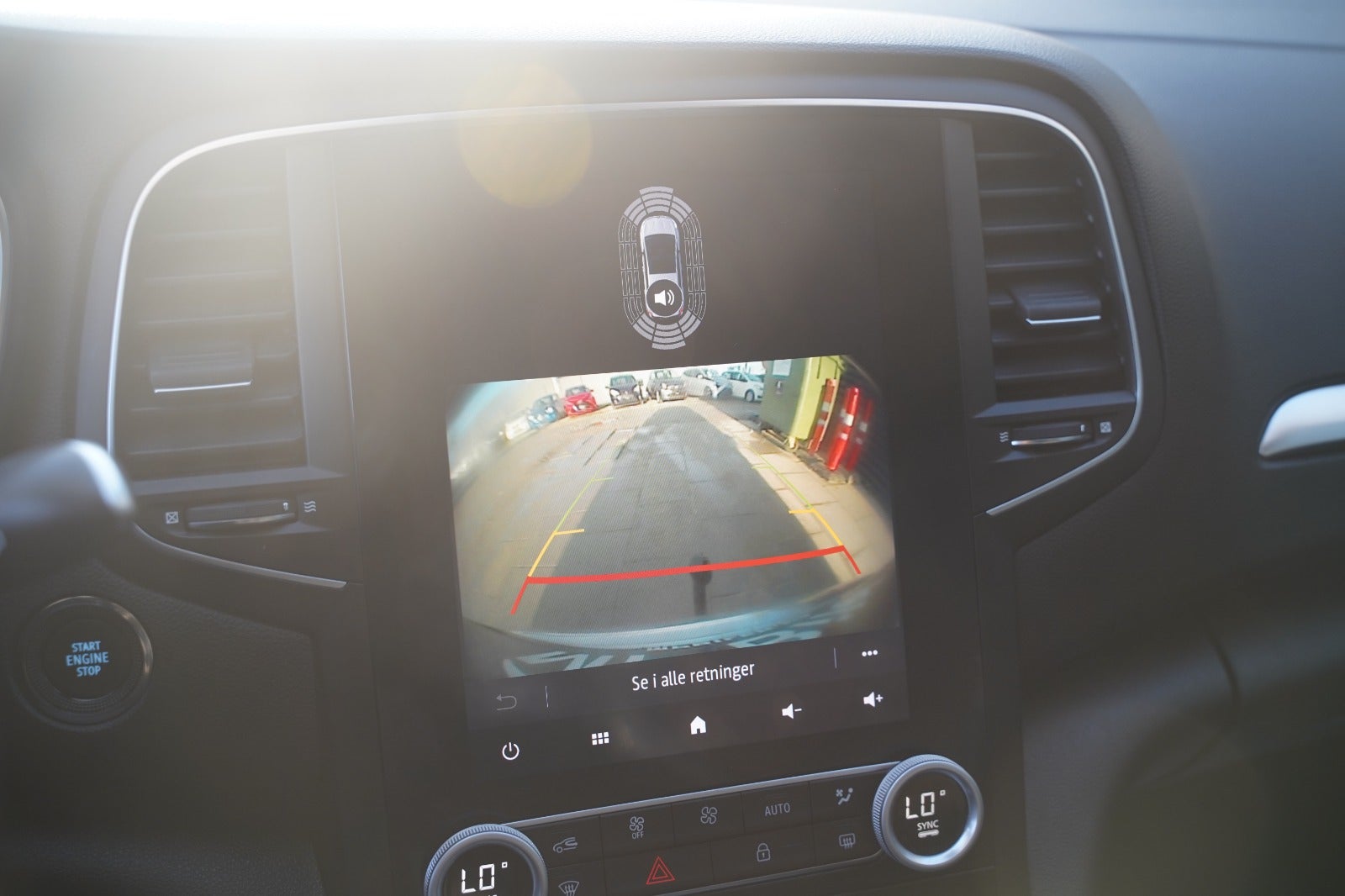 Billede af Renault Megane IV 1,6 E-Tech Intens Sport Tourer