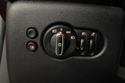 MINI Cooper SE Camden Edition