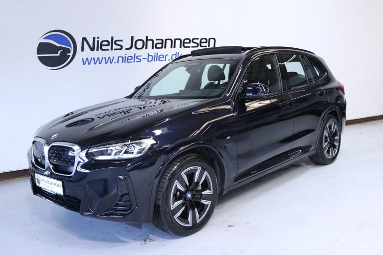 BMW iX3 Charged M-Sport