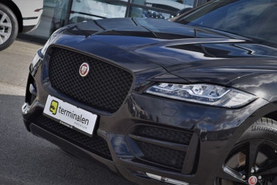 Jaguar F-Pace D300 R-Sport aut. AWD Jaguar F-Pace D300 R-Sport aut. AWD - 2
