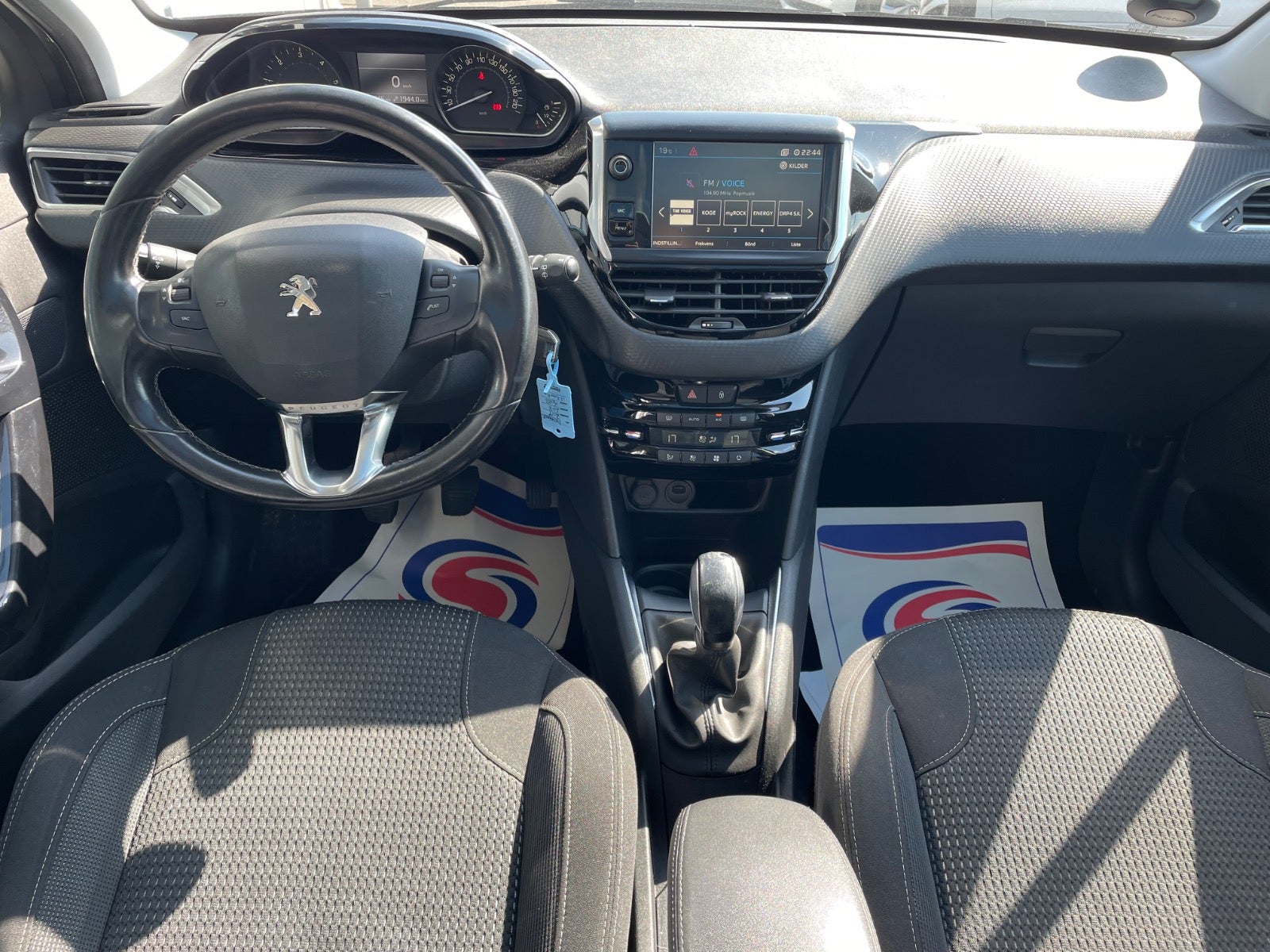 Billede af Peugeot 208 1,5 BlueHDi 100 Prestige Sky