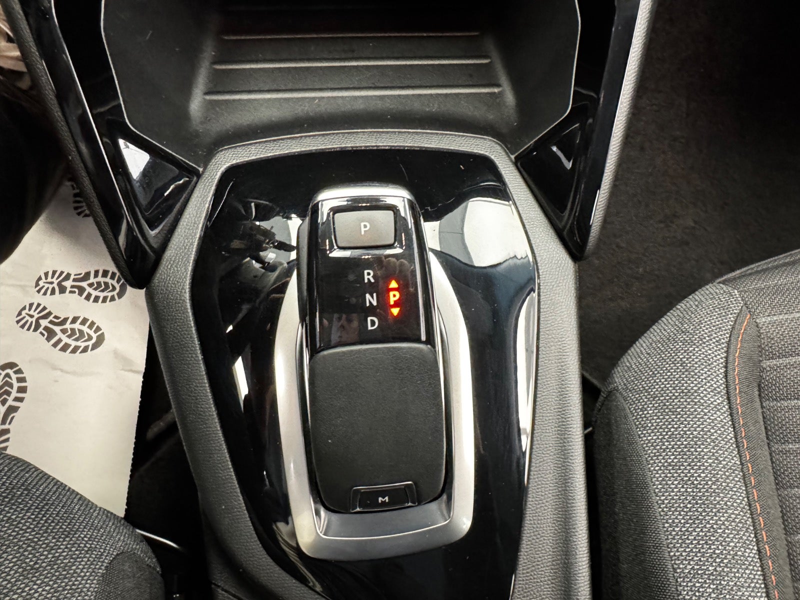 Billede af Peugeot 2008 1,2 PureTech 130 Platin EAT8