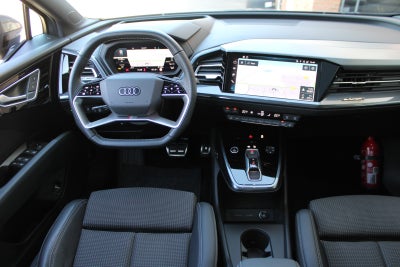 Audi Q4 e-tron S-line