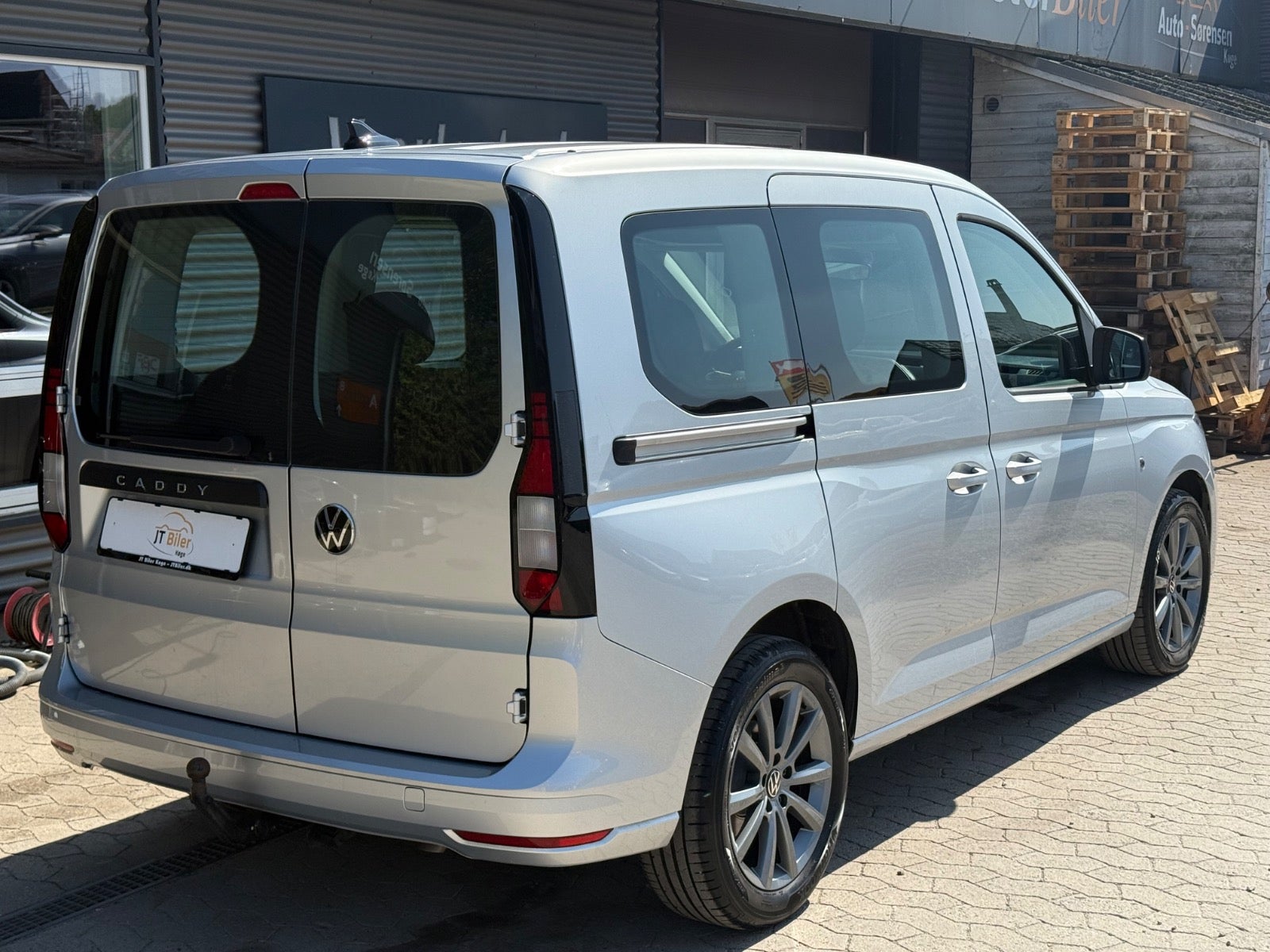 VW Caddy TSi 114 Family DSG