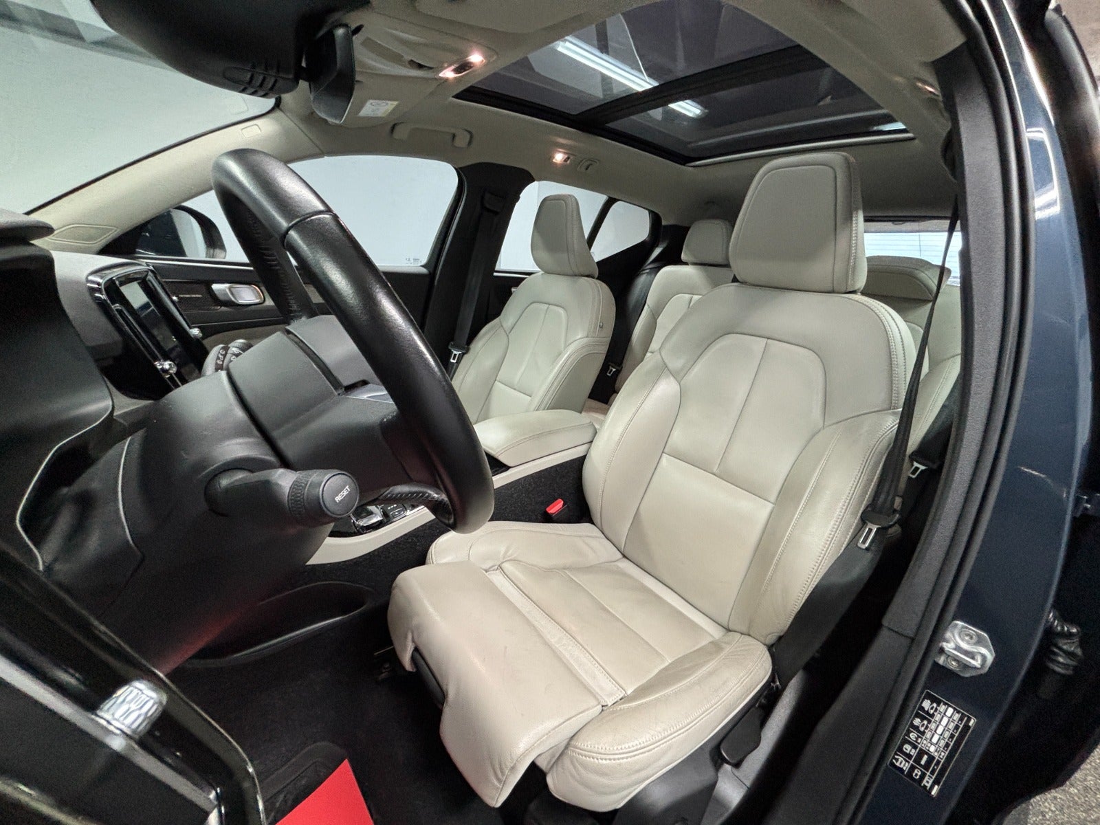 Billede af Volvo XC40 2,0 B4 197 Inscription aut.