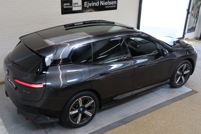 BMW iX xDrive40 Fully Charged