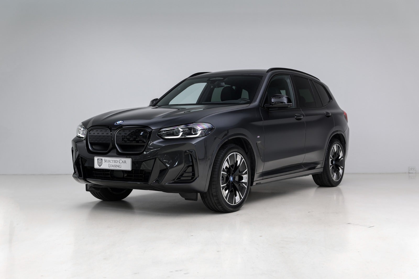 BMW iX3 Charged Plus M-Sport