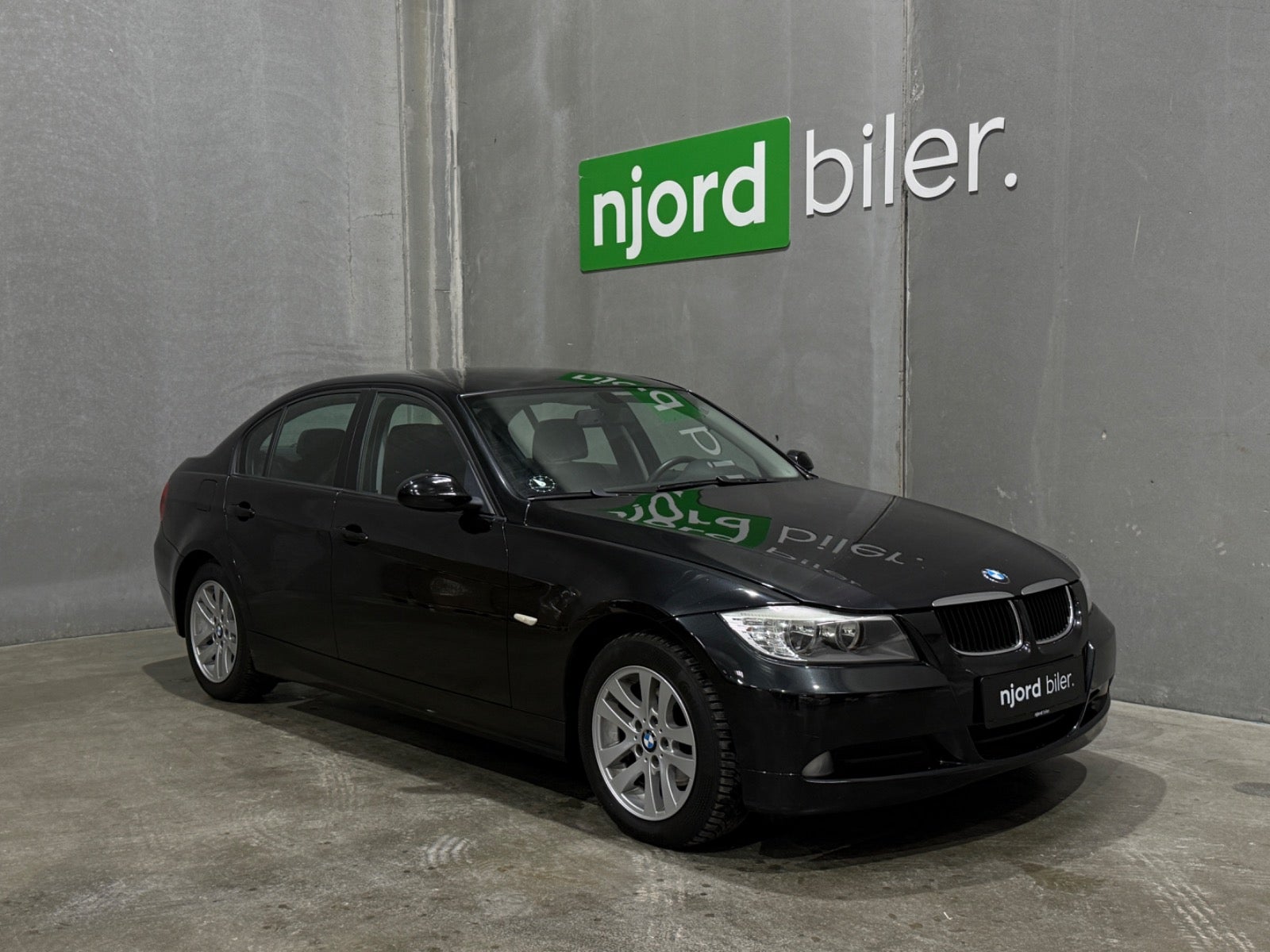 BMW 320i