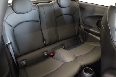 MINI Cooper SE Essential