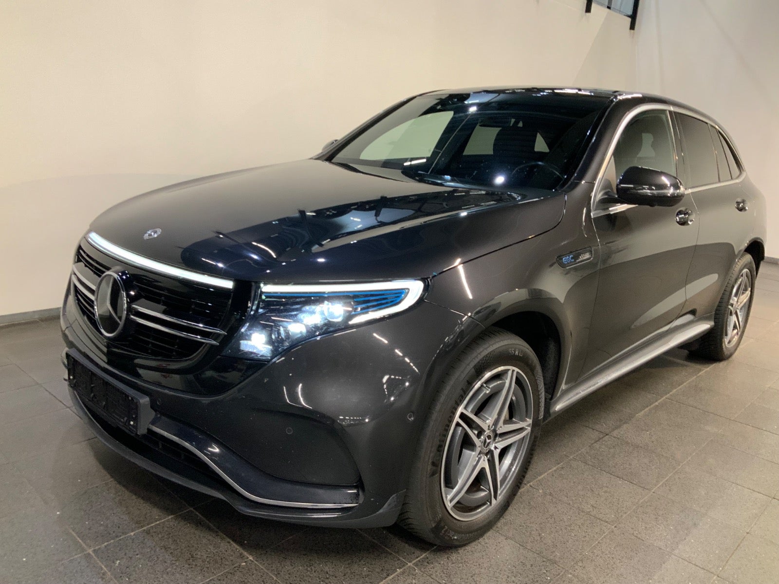 Mercedes-Benz EQC 400