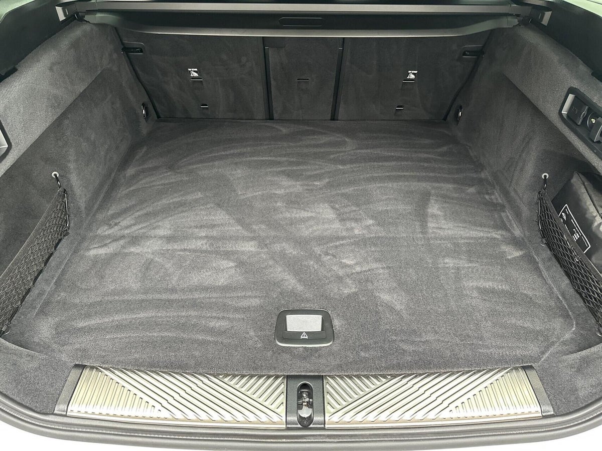 BMW i5 eDrive40 Touring M-Sport billede 13