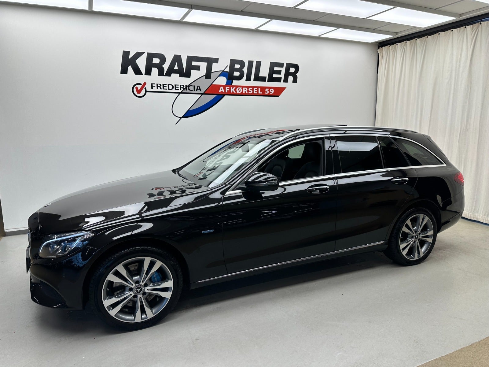 Billede af Mercedes C350 e 2,0 Avantgarde stc. aut.