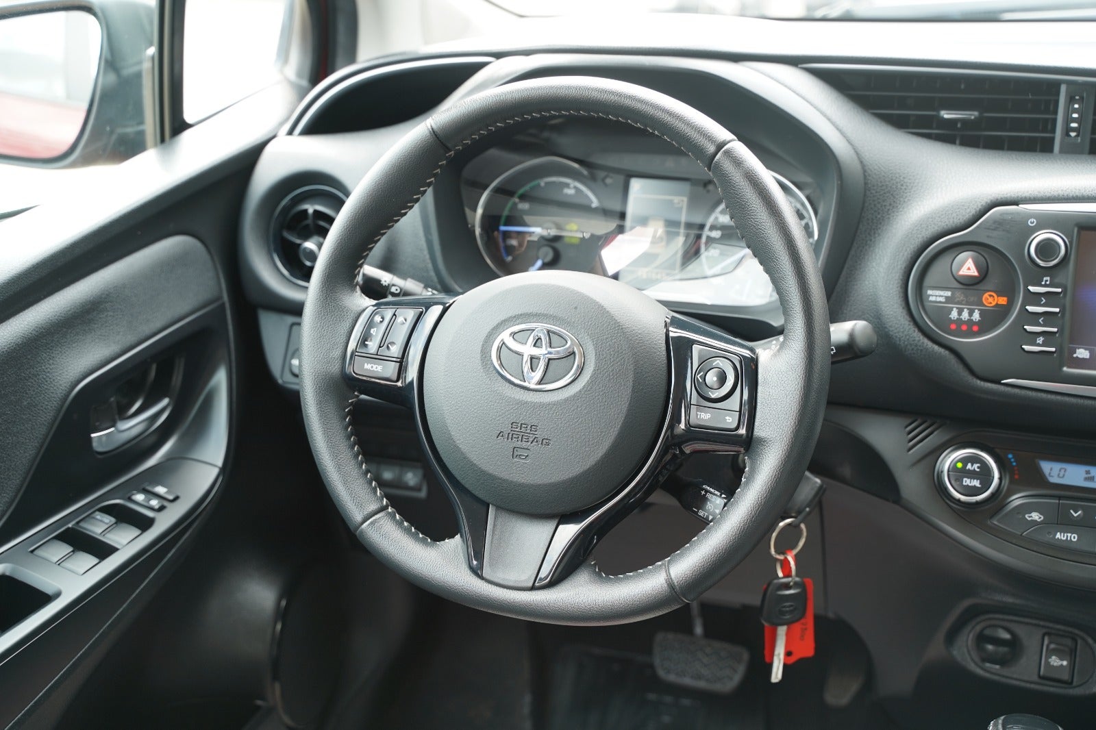 Billede af Toyota Yaris 1,5 Hybrid H3 Limited e-CVT