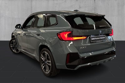 BMW iX1 xDrive30 M-Sport - 2