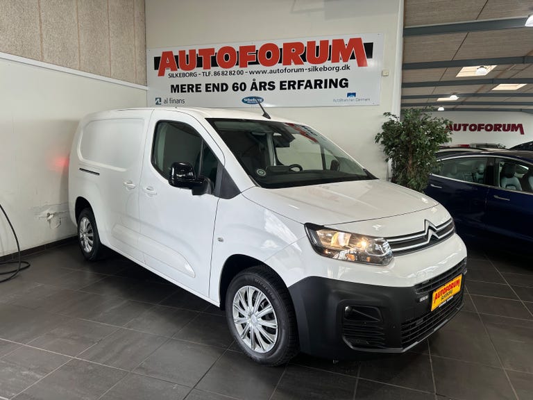 Citroën Berlingo BlueHDi 130 L2 MasterLine EAT8 Van