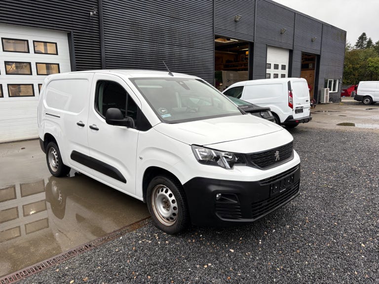 Peugeot Partner BlueHDi 130 L2V2 Plus EAT8 Van