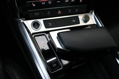 Audi e-tron S-line Sportback quattro