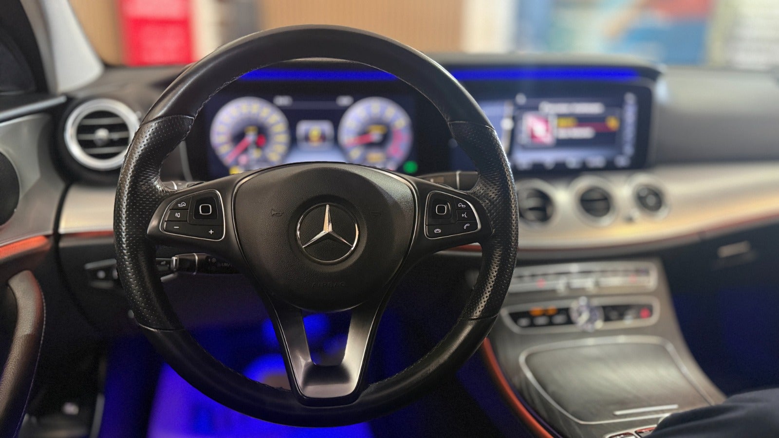 Billede af Mercedes E300 2,0 Avantgarde aut.