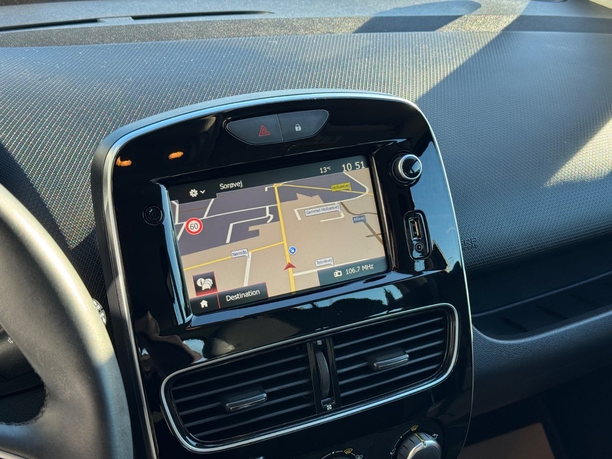 Billede af Renault Clio IV 0,9 TCe 75 Zen Sport Tourer